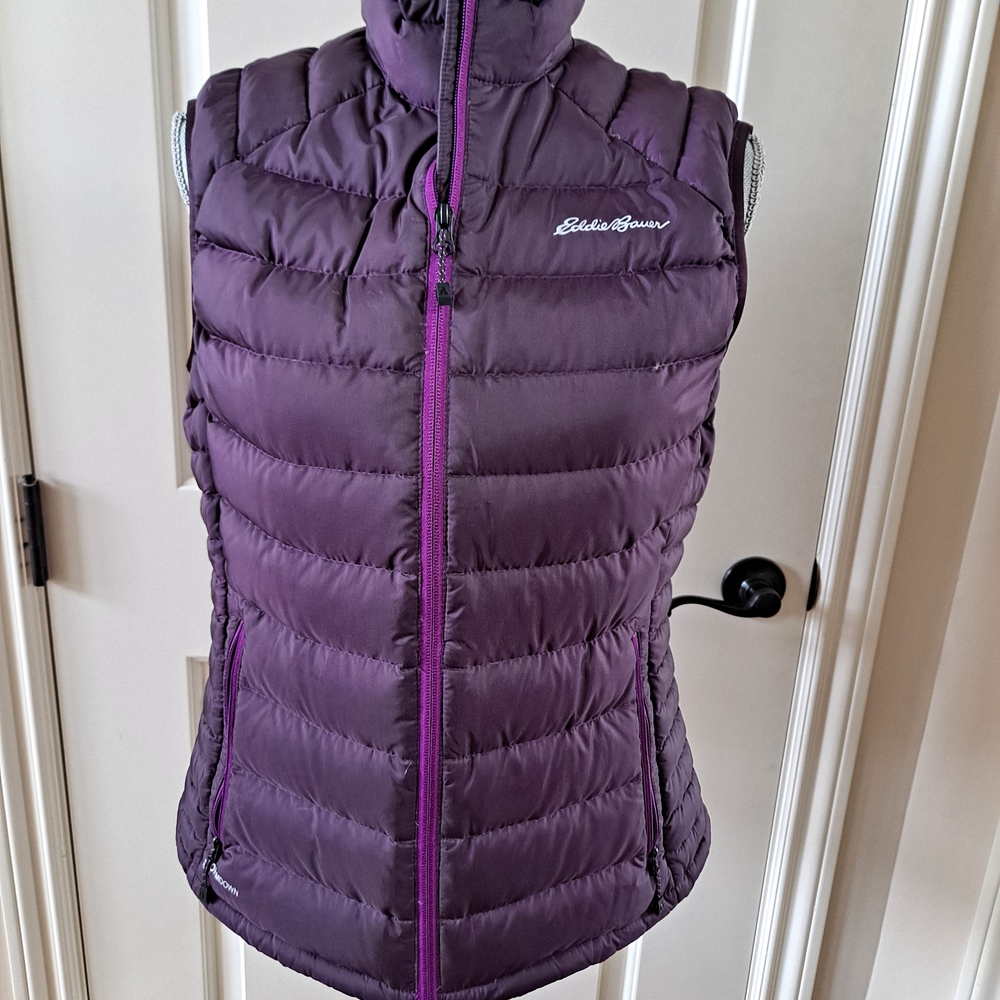 Eddie Bauer Women's Plum Puffer Vest